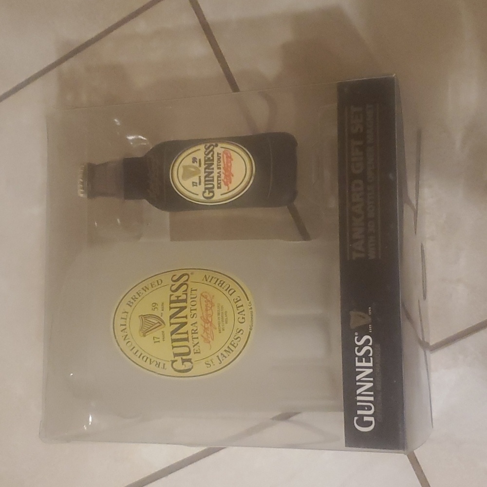 Vintage Guinness Tankard & Bottle Opener Boxed Gift Set